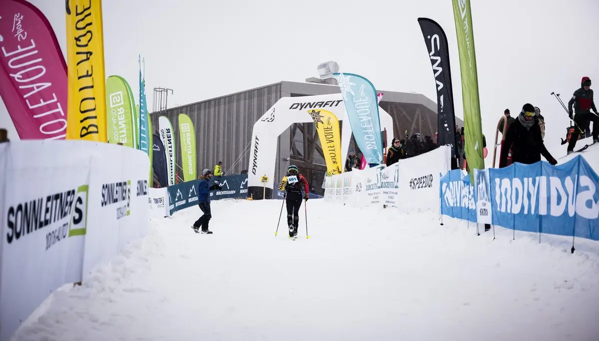 © the.adventure.bakery