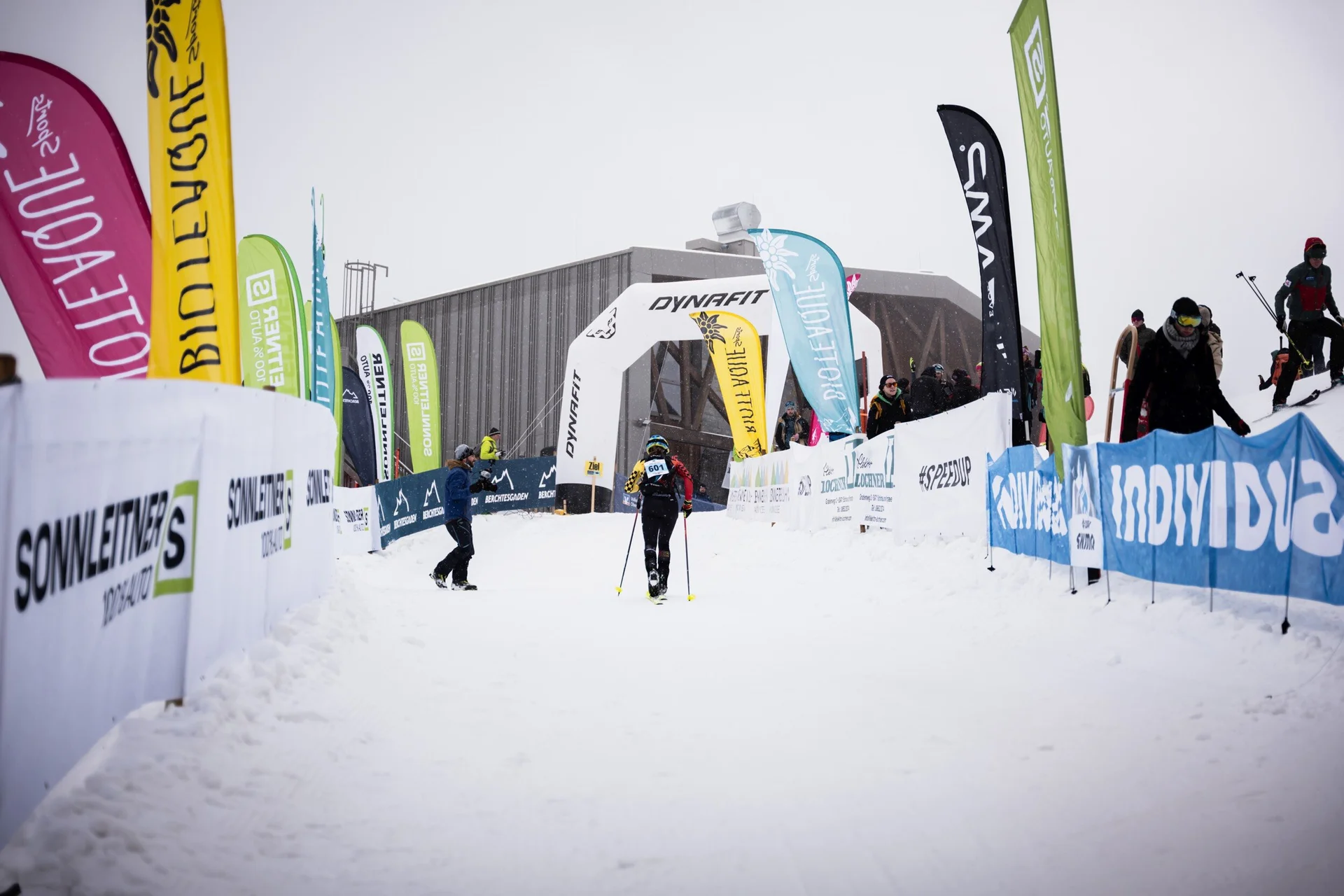 © the.adventure.bakery